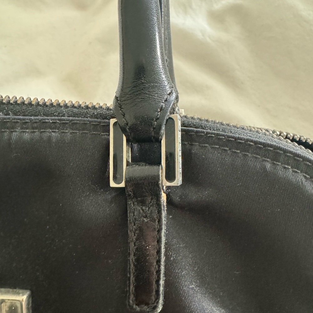 FENDI cutout handbag - Picture 4 of 5
